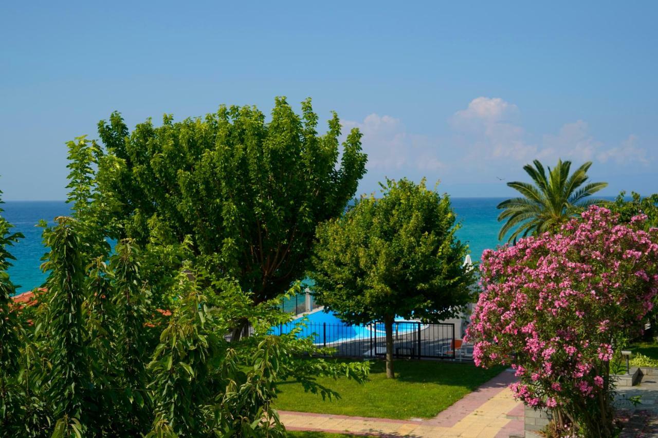 Secret Paradise Villas Loutra Elevtheron ภายนอก รูปภาพ