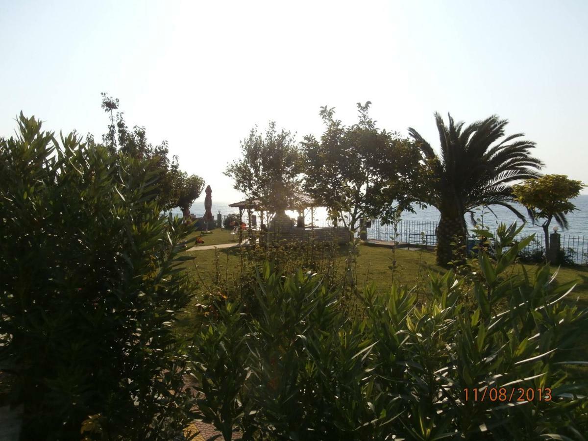 Secret Paradise Villas Loutra Elevtheron ภายนอก รูปภาพ